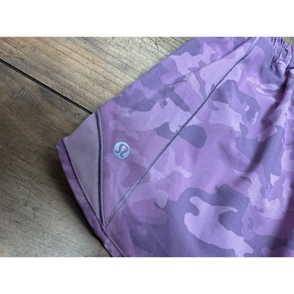 Lululemon Hotty Hot Shorts Pink Camo 4”Lined Size 4